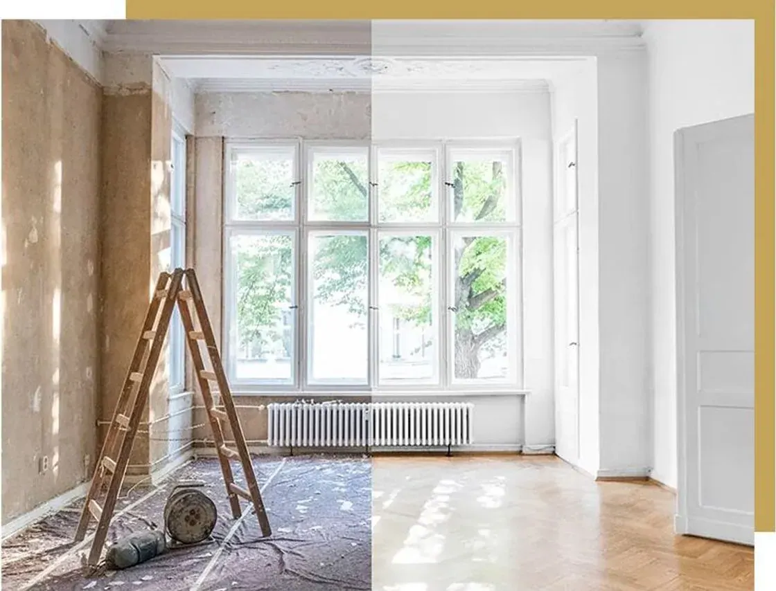 Místnost s dřevěnými okny před a po renovaci
